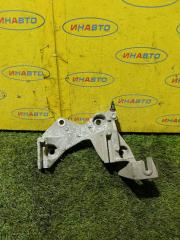 Запчасть кронштейн генератора Renault Sandero