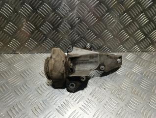 Запчасть опора кпп правая Volkswagen Passat 2004