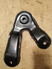 Фото запчасти кронштейн двигателя передний правый Chery Tiggo 7 Pro 2022 контрактная запчасть Запчасть кронштейн двигателя передний правый Chery Tiggo 7 Pro 2022