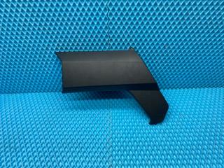 Накладка под фару правая SITRAK C7H MAX