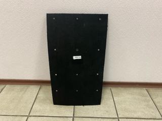 Запчасть брызгоулавливающая накладка брызговика HOWO T5G WG1664235031 новая Брызгоулавливающая накладка брызговика HOWO T5G WG1664235031 новая
