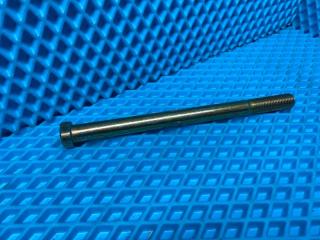 Центральный болт рессоры передний SITRAK / HOWO