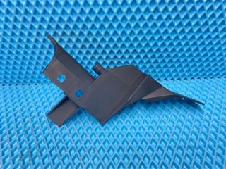 Кронштейн обтекателя кабины левый SITRAK / HOWO C7H  / T5G