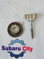 Фото запчасти крепление запасного колеса Subaru Legacy 1998-2003 контрактная запчасть Запчасть крепление запасного колеса Subaru Legacy 1998-2003