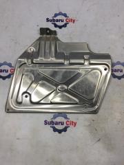Крышка блока управления ДВС Subaru Forester 2002