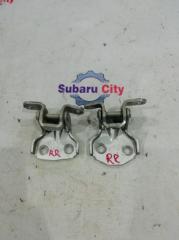 Петли двери задние правые Subaru Forester 2002 контрактная Петли двери задние правые Subaru Forester 2002
