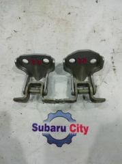 Петли двери задние правые Subaru Forester 2001 контрактная Петли двери задние правые Subaru Forester 2001