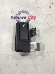 Ручка открывания лючка топливного бака Subaru Legacy 1999 контрактная Ручка открывания лючка топливного бака Subaru Legacy 1999
