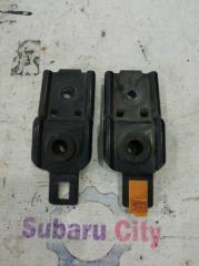 Крепление радиатора Subaru Impreza 2004