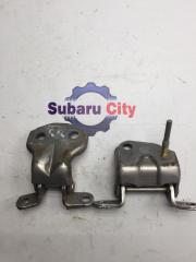 Петли двери задние правые Subaru Legacy 2001 контрактная Петли двери задние правые Subaru Legacy 2001