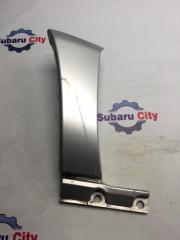 Молдинг на крыло передний левый Subaru Forester 2001