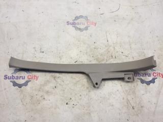 Накладка на порог салона задняя правая Subaru Legacy 2004