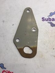 Крюк буксировочный передний Subaru Forester 2001