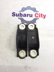 Крепление рулевой рейки Subaru Forester 2004