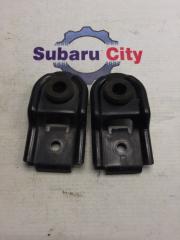 Крепление радиатора Subaru Legacy 2004