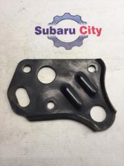 Крюк буксировочный передний правый Subaru Legacy 1999