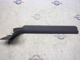 Накладка на порог салона передняя правая Subaru Legacy 1998