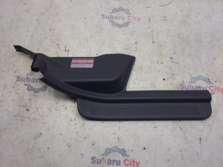 Накладка на порог салона задняя правая Subaru Legacy 1998