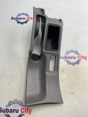 Консоль вокруг ручника Subaru Forester 1998