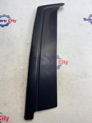 Накладка на стойку наружная правая Subaru Forester 1998