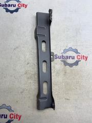 Крепление переднего крыла левое Subaru Legacy 2005 контрактная Крепление переднего крыла левое Subaru Legacy 2005
