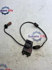Датчик ABS передний правый Subaru Forester 2001