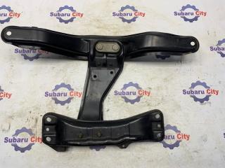Балка под МКПП Subaru Forester 2004 контрактная Балка под МКПП Subaru Forester 2004