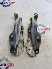 Петли капота Subaru Legacy 2004