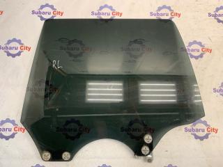 Стекло двери заднее левое Subaru Forester 2006