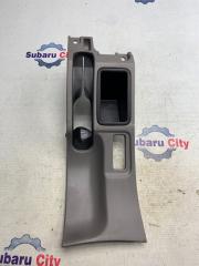 Консоль вокруг ручника Subaru Forester 2000