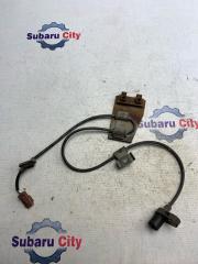 Датчик ABS передний левый Subaru Forester 2000