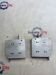 Крепление магнитофона Subaru Forester 2004