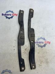 Крепление переднего бампера Subaru Forester 2001
