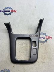 Рамка вокруг селектора АКПП Subaru Legacy 2001 контрактная Рамка вокруг селектора АКПП Subaru Legacy 2001