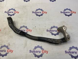 Крепление переднего бампера правое Subaru Outback 2006