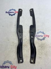 Крепление переднего бампера Subaru Forester 2000