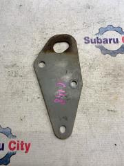 Крюк буксировочный Subaru Forester 2000