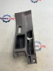 Консоль вокруг ручника Subaru Forester 2001