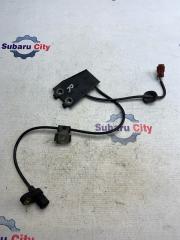 Датчик ABS передний правый Subaru Forester 2001