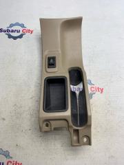 Консоль вокруг ручника Subaru Forester 2000