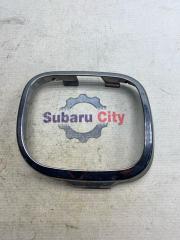 Заглушка в бампер левая Subaru Forester 2000