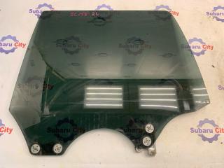 Стекло двери заднее левое Subaru Forester 2002
