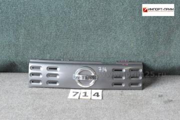 Решетка Nissan CUBE 2010