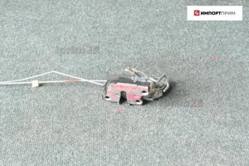 Замок двери задний правый Toyota SPRINTER 1992