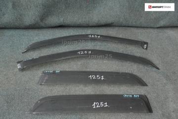 Ветровик Honda CR-V 2002