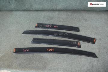 Ветровик Honda FIT 2011