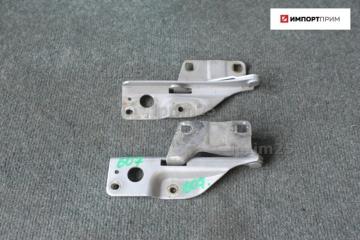 Кронштейн капота Nissan WINGROAD 2004