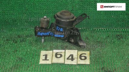 Подушка двигателя передняя правая Toyota AQUA 2013