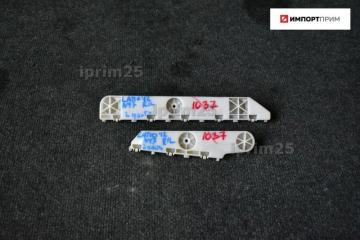 Запчасть крепление бампера заднее левое Nissan LATIO 2012