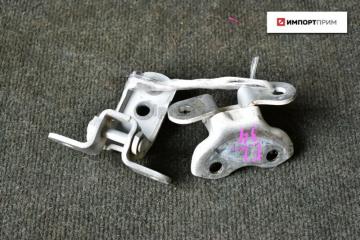 Петли на дверь передние левые Toyota COROLLA AXIO 2007